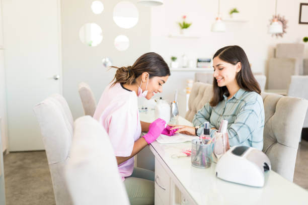 Ideas for Setting Up A Manicure Table